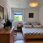 Sunny And Woerthersee 140m Apartamento Krumpendorf
