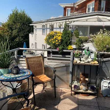 Sunny And Woerthersee 140m