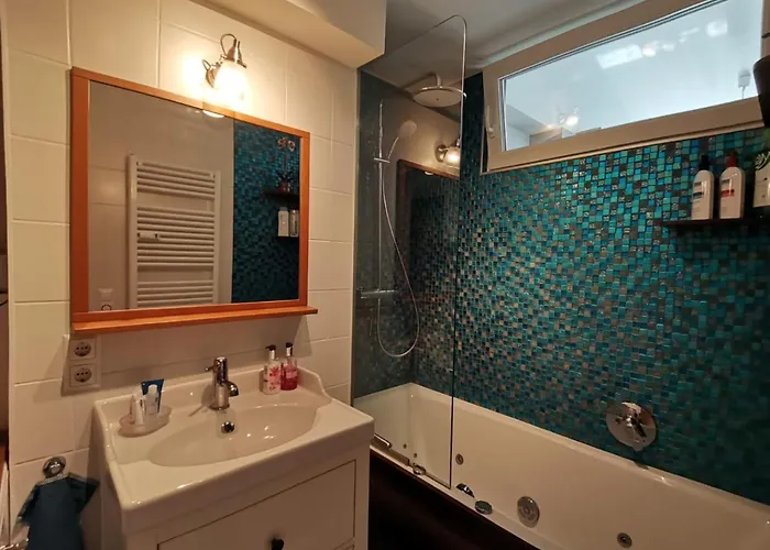 Апартаменты Sunny And Woerthersee 140m